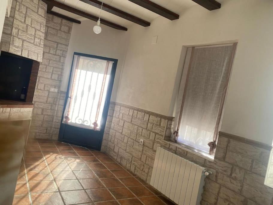 Вилла Agradable Casa Con Chimenea Interior Y Barbacoa. Граха-де-Иньеста Экстерьер фото