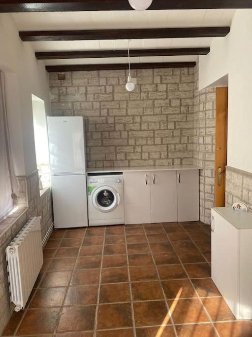 Вилла Agradable Casa Con Chimenea Interior Y Barbacoa. Граха-де-Иньеста Экстерьер фото