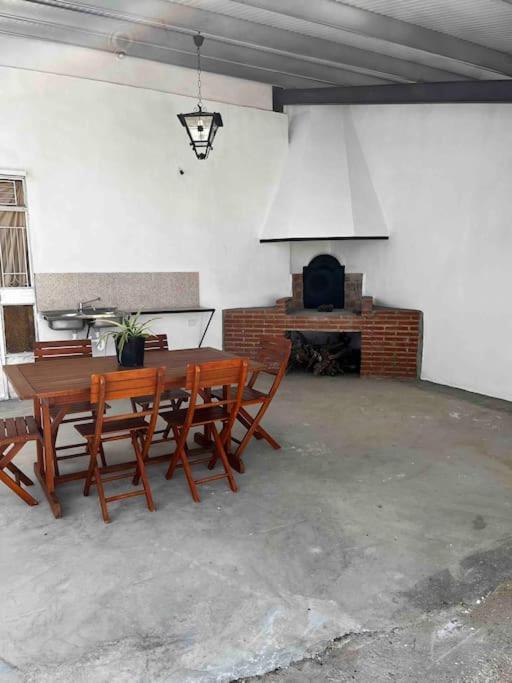 Вилла Agradable Casa Con Chimenea Interior Y Barbacoa. Граха-де-Иньеста Экстерьер фото